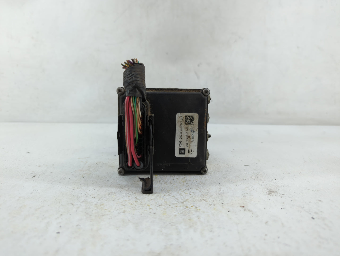 2011 Chevrolet Malibu ABS Pump Control Module Replacement P/N:20908731 20908729 Fits OEM Used Auto Parts - Oemusedautoparts1