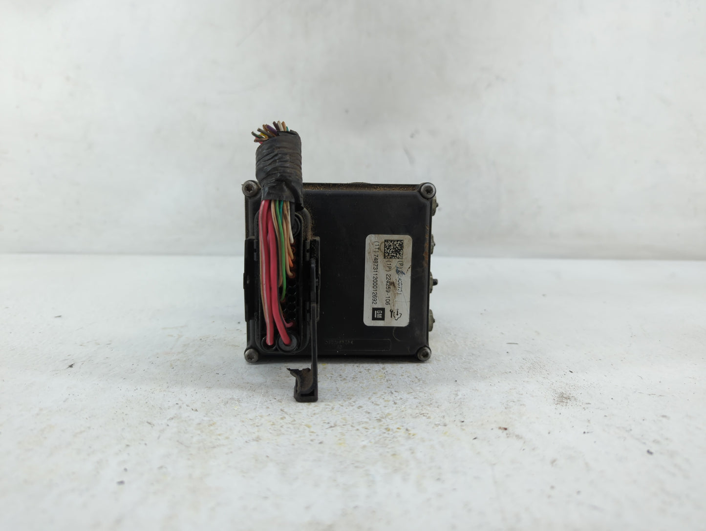 2011 Chevrolet Malibu ABS Pump Control Module Replacement P/N:20908731 20908729 Fits OEM Used Auto Parts - Oemusedautoparts1