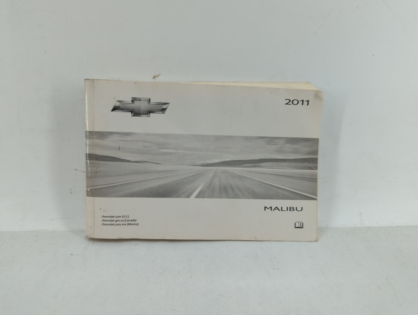 2011 Chevrolet Malibu Owners Manual Book Guide OEM Used Auto Parts - Oemusedautoparts1.com