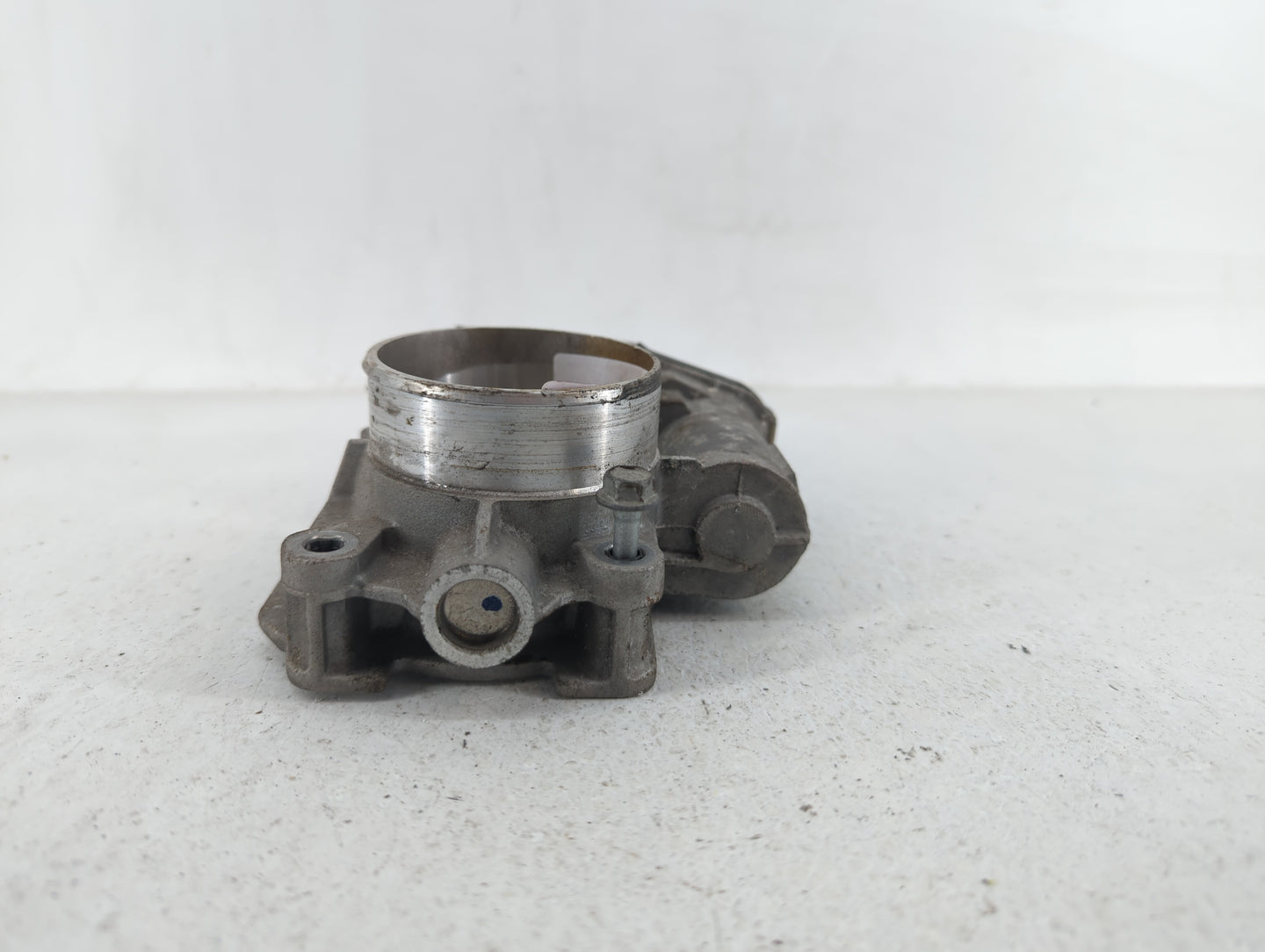 2008-2012 Chevrolet Malibu Throttle Body P/N:871AA 668AA, 186AA Fits Fits 2007 2008 2009 2010 2011 2012 OEM Used Auto Parts 