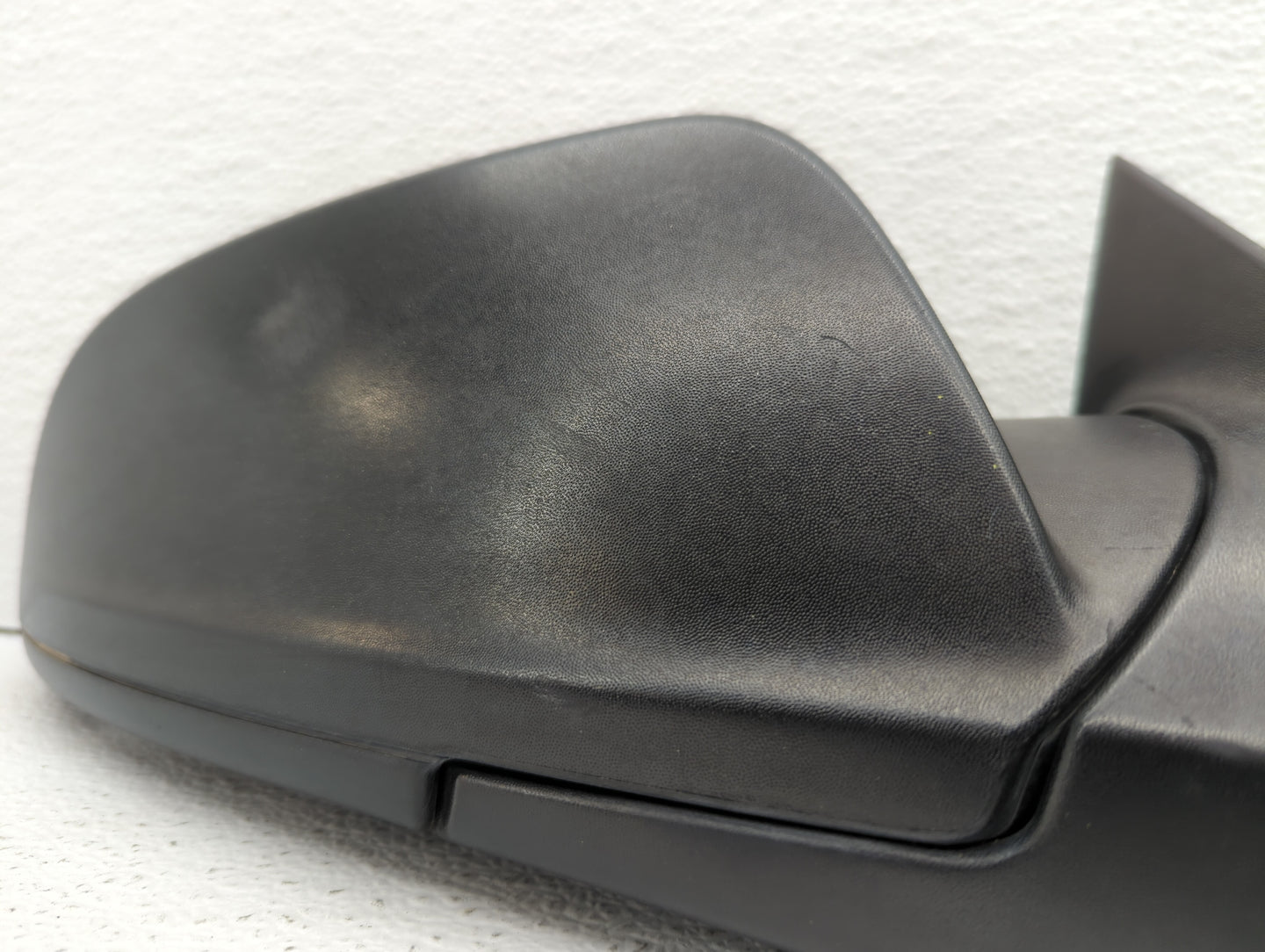 2008-2012 Chevrolet Malibu Passenger Side View Mirror - Right Door Mirror OEM Used - Oemusedautoparts1.com