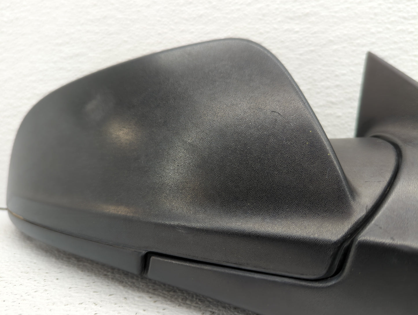 2008-2012 Chevrolet Malibu Passenger Side View Mirror - Right Door Mirror OEM Used - Oemusedautoparts1.com