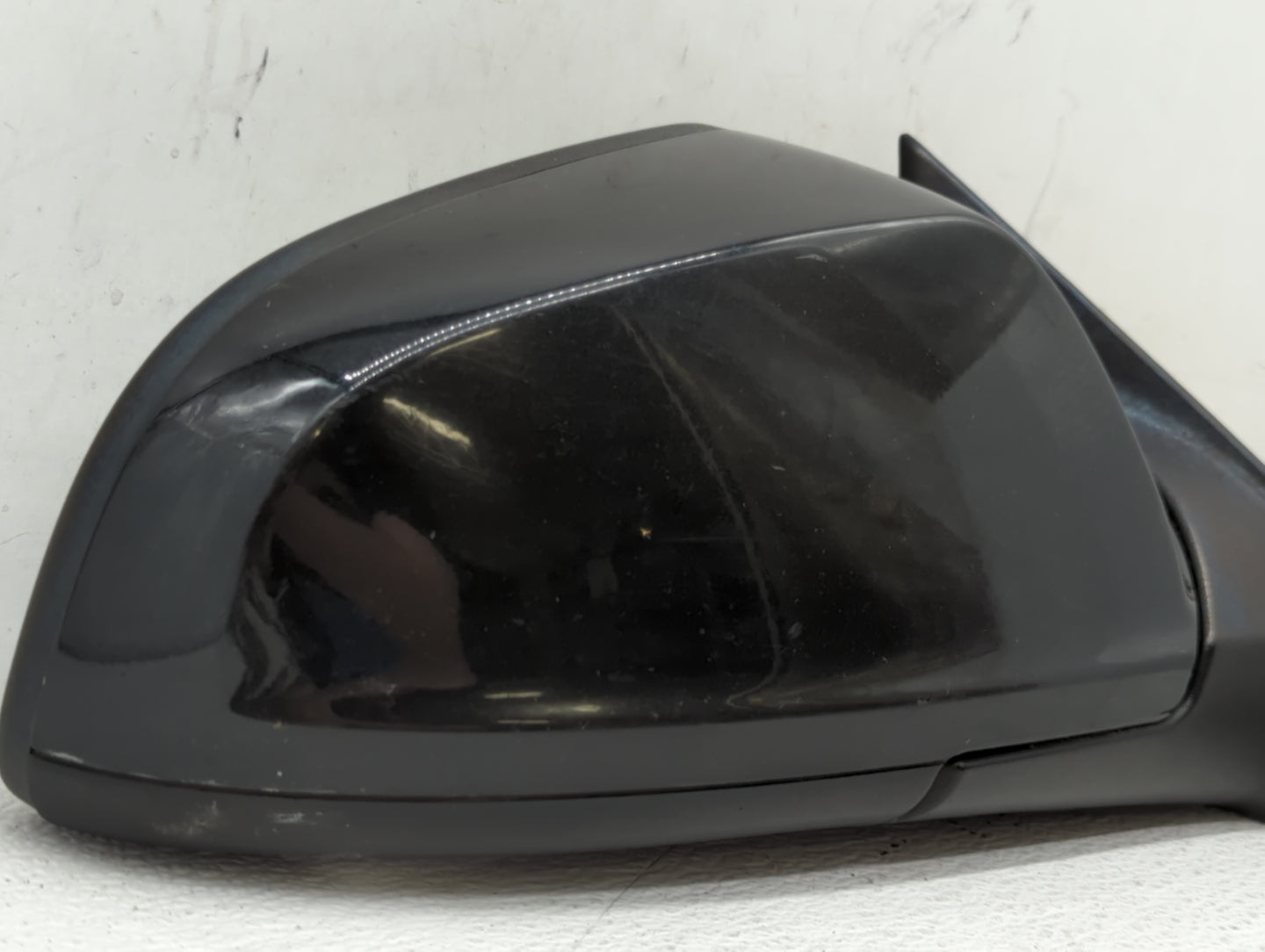 2008-2012 Chevrolet Malibu Passenger Side View Mirror - Right Door Mirror OEM Used - Oemusedautoparts1.com