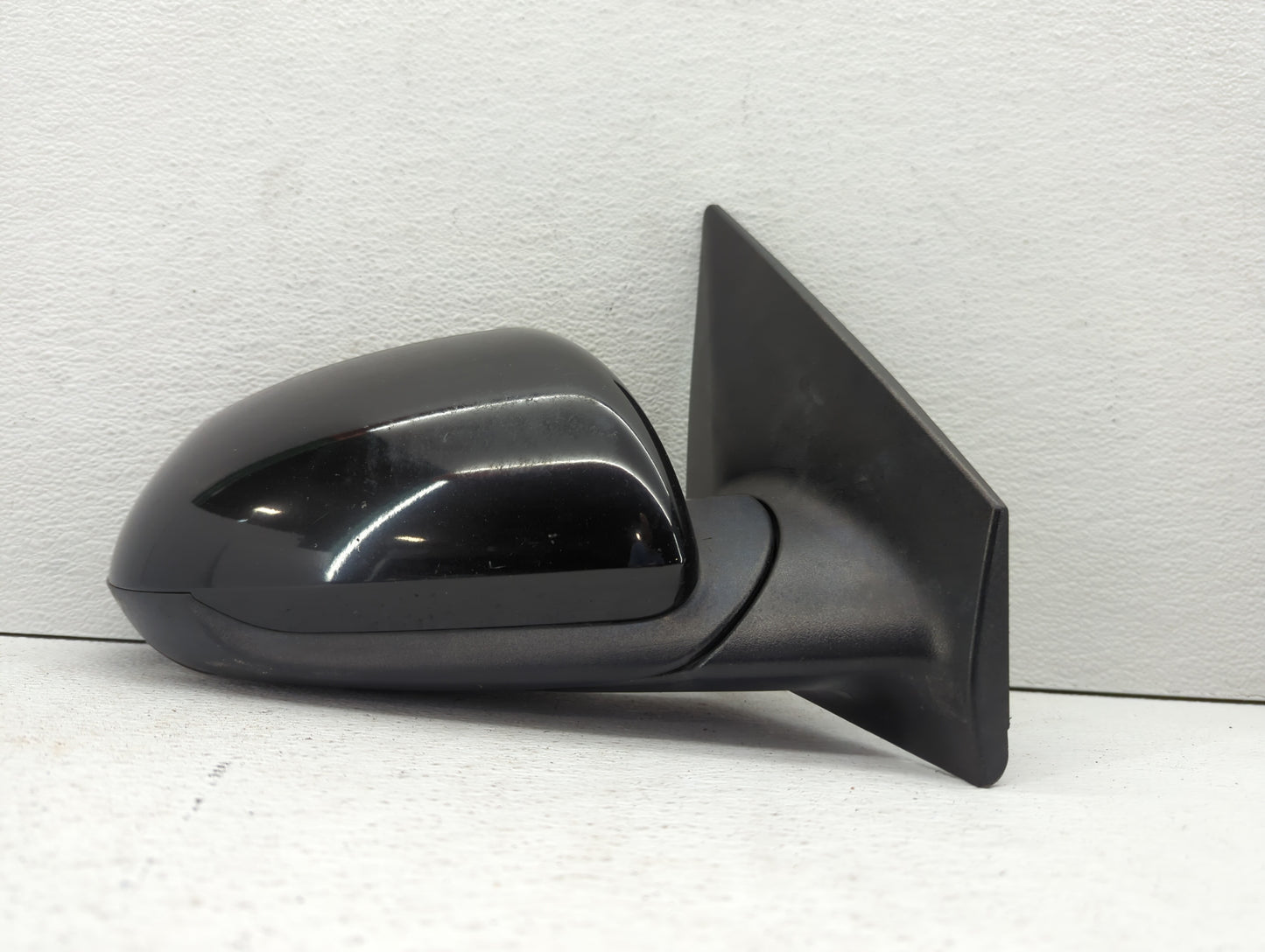 2008-2012 Chevrolet Malibu Passenger Side View Mirror - Right Door Mirror OEM Used - Oemusedautoparts1.com