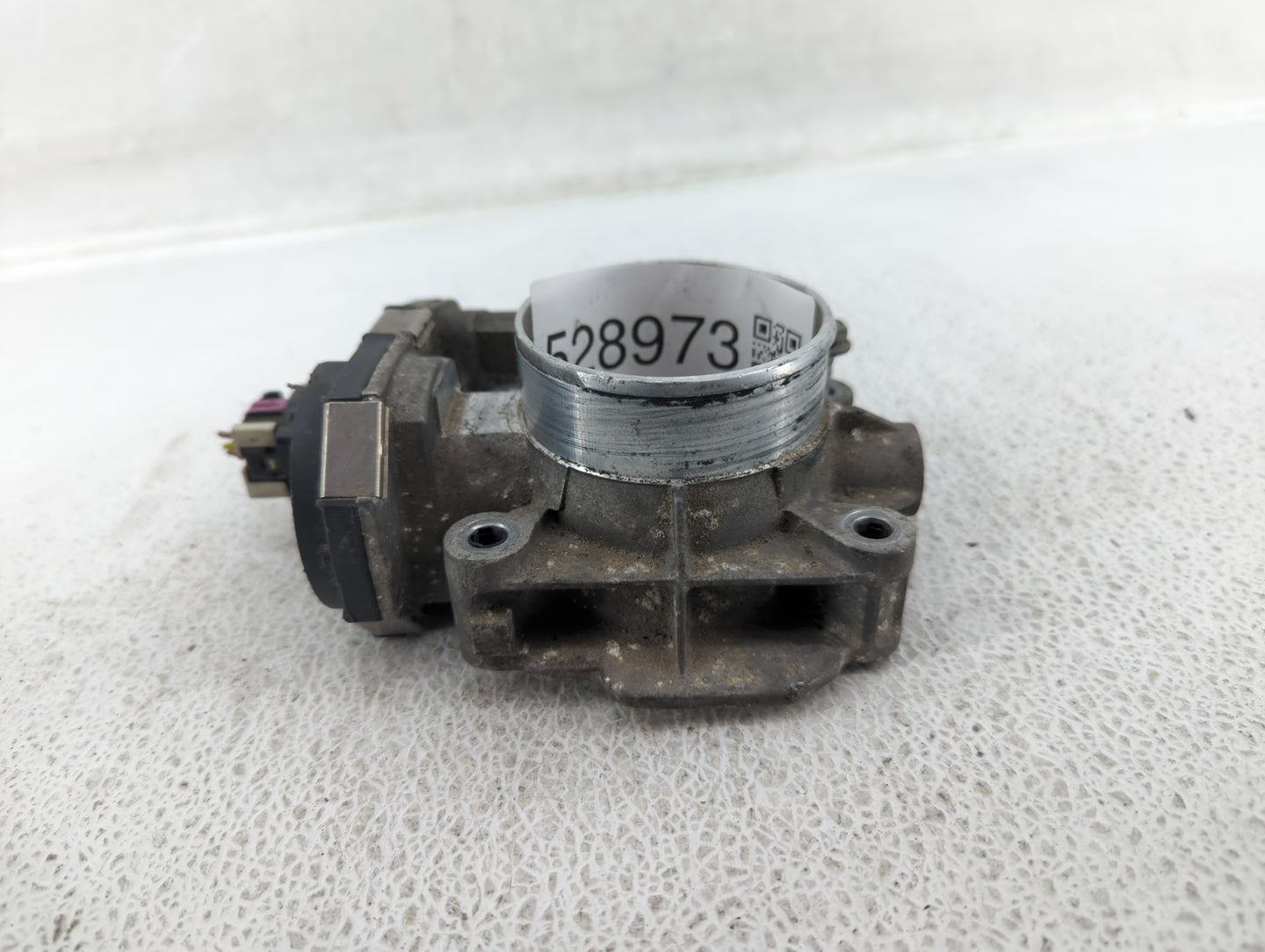 2008-2012 Chevrolet Malibu Throttle Body P/N:186AA Fits Fits 2007 2008 2009 2010 2011 2012 OEM Used Auto Parts - Oemusedauto