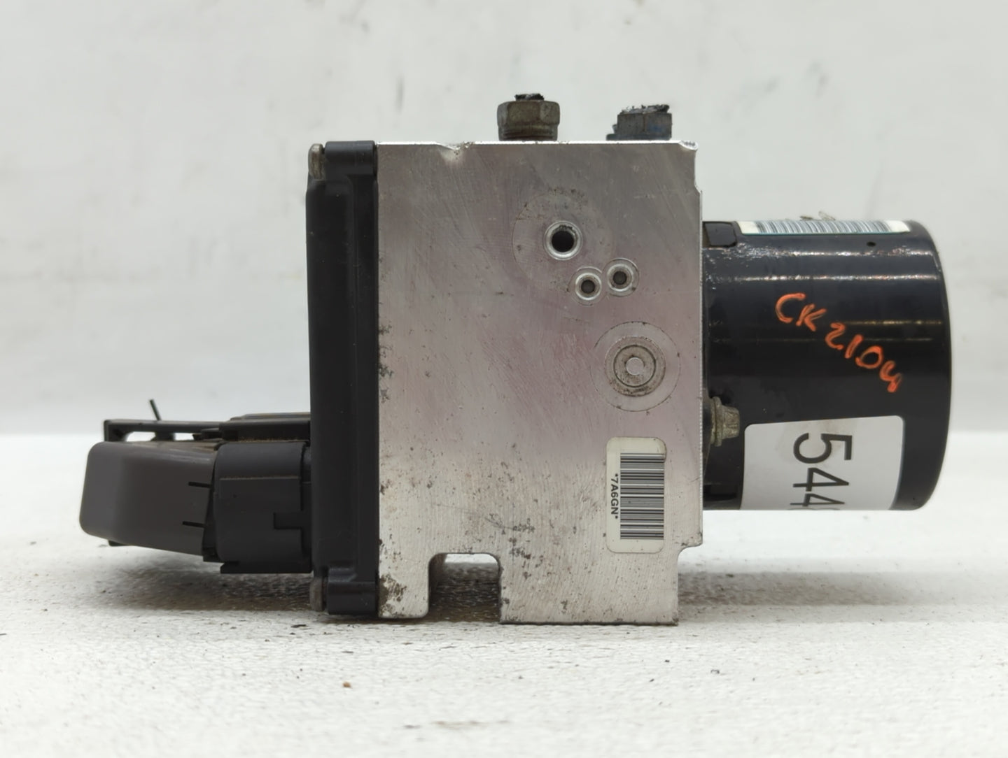 2011 Chevrolet Malibu ABS Pump Control Module Replacement P/N:20908731 Fits OEM Used Auto Parts - Oemusedautoparts1.com