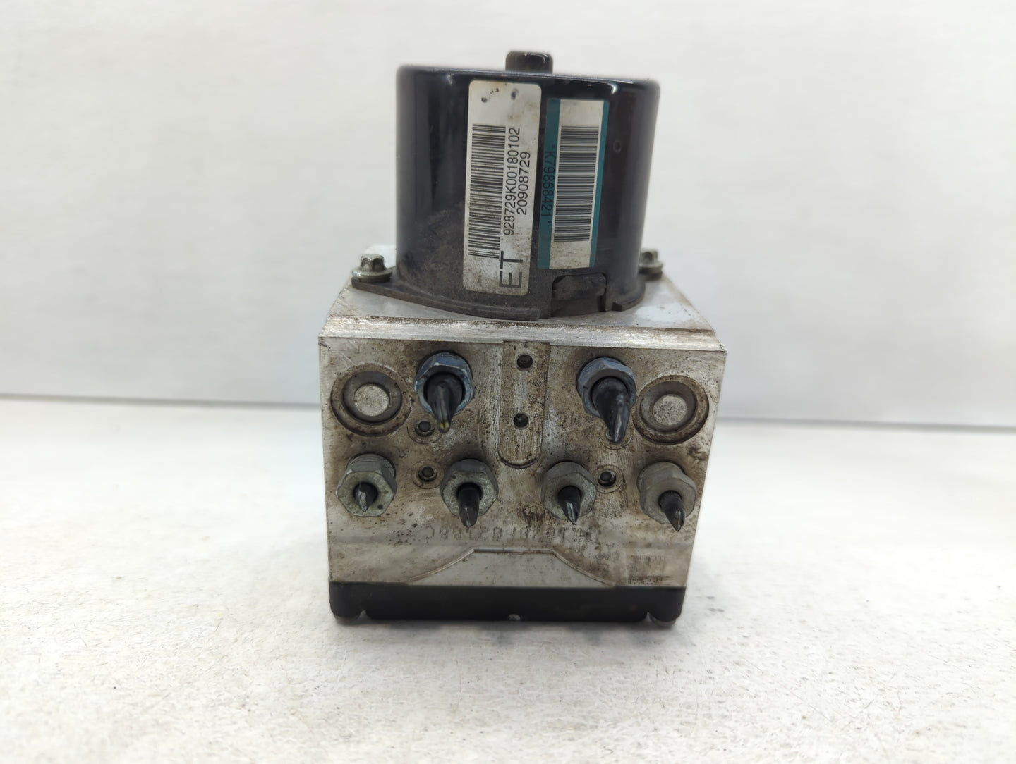 2011 Chevrolet Malibu ABS Pump Control Module Replacement P/N:20908729 Fits OEM Used Auto Parts - Oemusedautoparts1.com