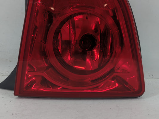2008-2012 Chevrolet Malibu Tail Light Assembly Passenger Right OEM P/N:11-6265-00-CA 11-6265-00-9 Fits OEM Used Auto Parts