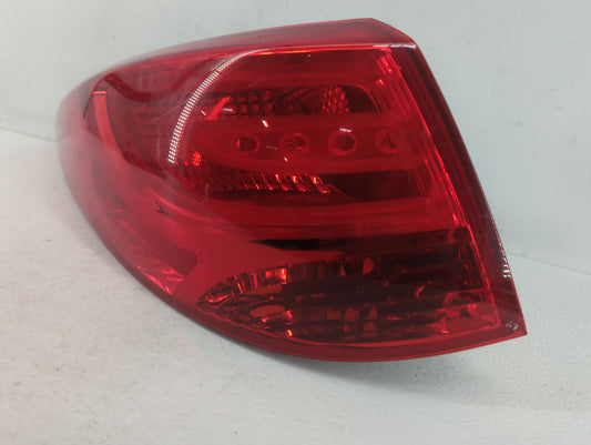 2008-2012 Chevrolet Malibu Tail Light Assembly Driver Left OEM P/N:92401-2S0 Fits Fits 2008 2009 2010 2011 2012 OEM Used Auto Parts