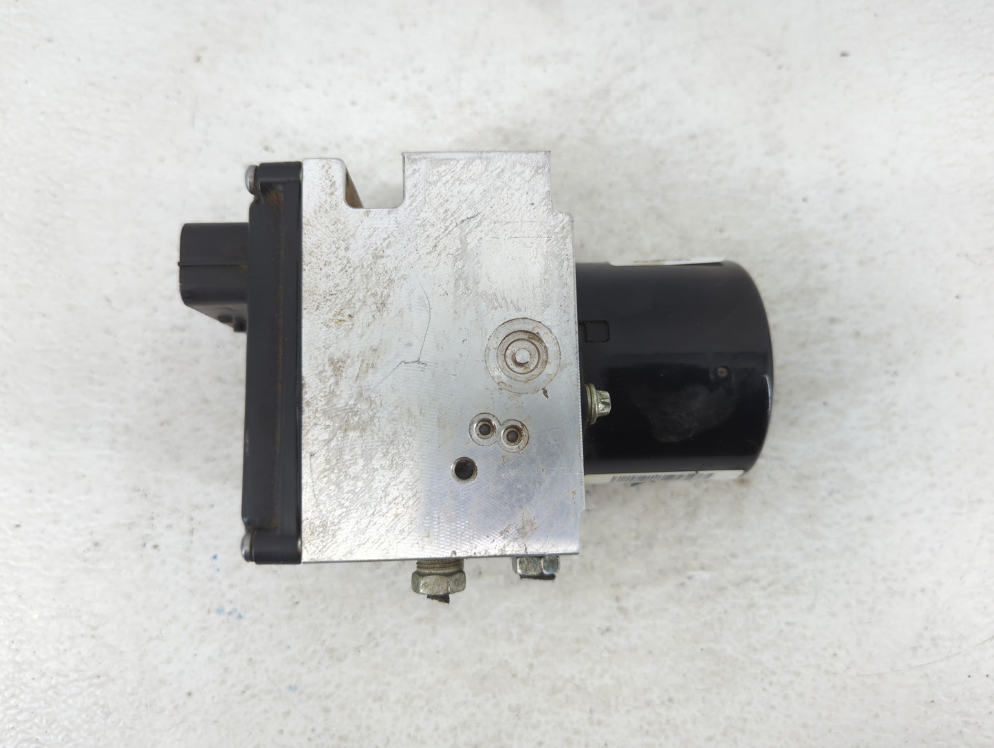 2011 Chevrolet Malibu ABS Pump Control Module Replacement P/N:20908731 20908729 Fits OEM Used Auto Parts - Oemusedautoparts1