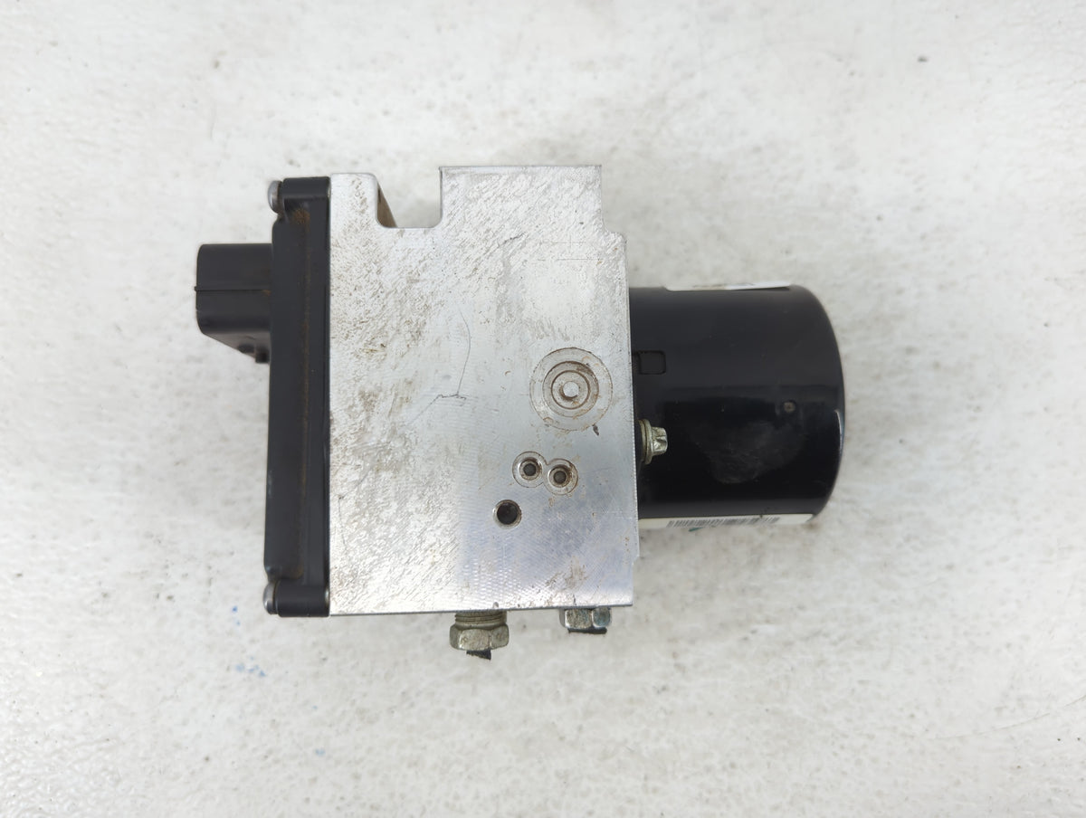 2011 Chevrolet Malibu Anti-Lock Brake ABS Pump Module Actuator OEM P/N:20908731 20908729 Fits OEM Used Auto Parts - Oemuseda
