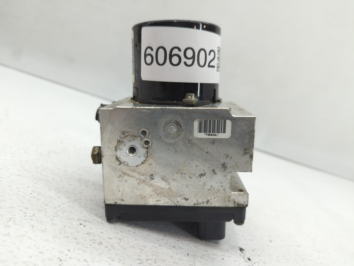 2011 Chevrolet Malibu Anti-Lock Brake ABS Pump Module Actuator OEM P/N:20908731 20908729 Fits OEM Used Auto Parts - Oemuseda