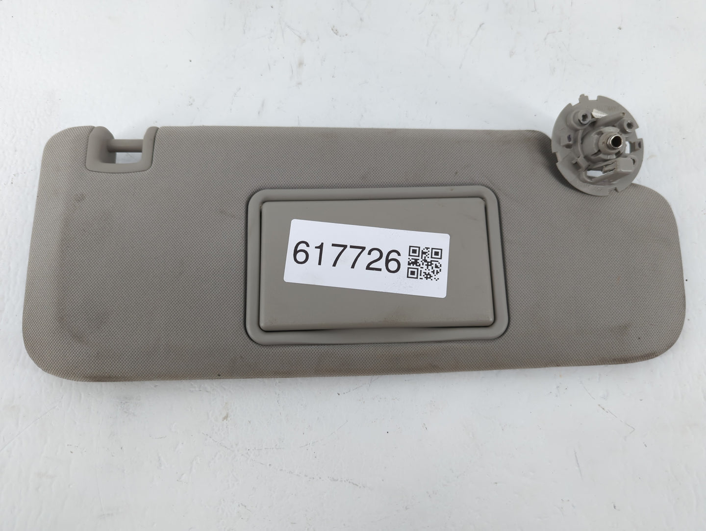 2004-2012 Chevrolet Malibu Sun Visor Shade Replacement Passenger Right Mirror Fits Fits 2004 2005 2008 2009 2010 2011 2012 O