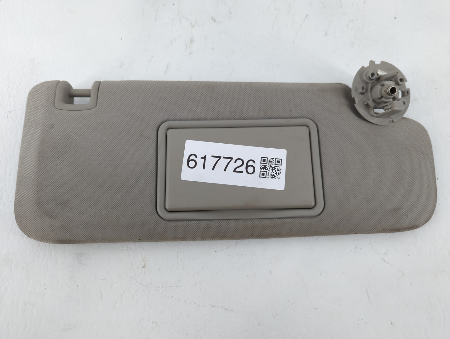 2004-2012 Chevrolet Malibu Sun Visor Shade Replacement Passenger Right Mirror Fits Fits 2004 2005 2008 2009 2010 2011 2012 O