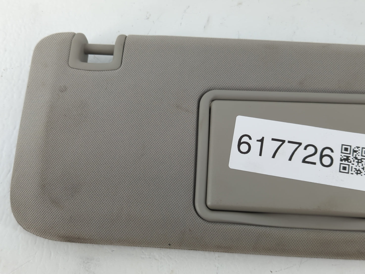 2004-2012 Chevrolet Malibu Sun Visor Shade Replacement Passenger Right Mirror Fits Fits 2004 2005 2008 2009 2010 2011 2012 O