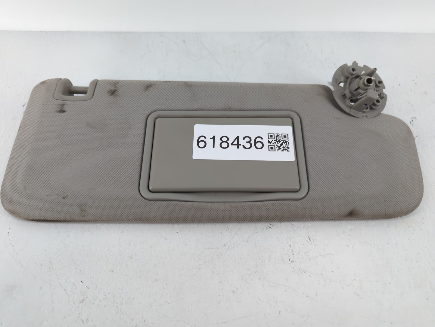 2004-2012 Chevrolet Malibu Sun Visor Shade Replacement Passenger Right Mirror Fits Fits 2004 2005 2008 2009 2010 2011 2012 O