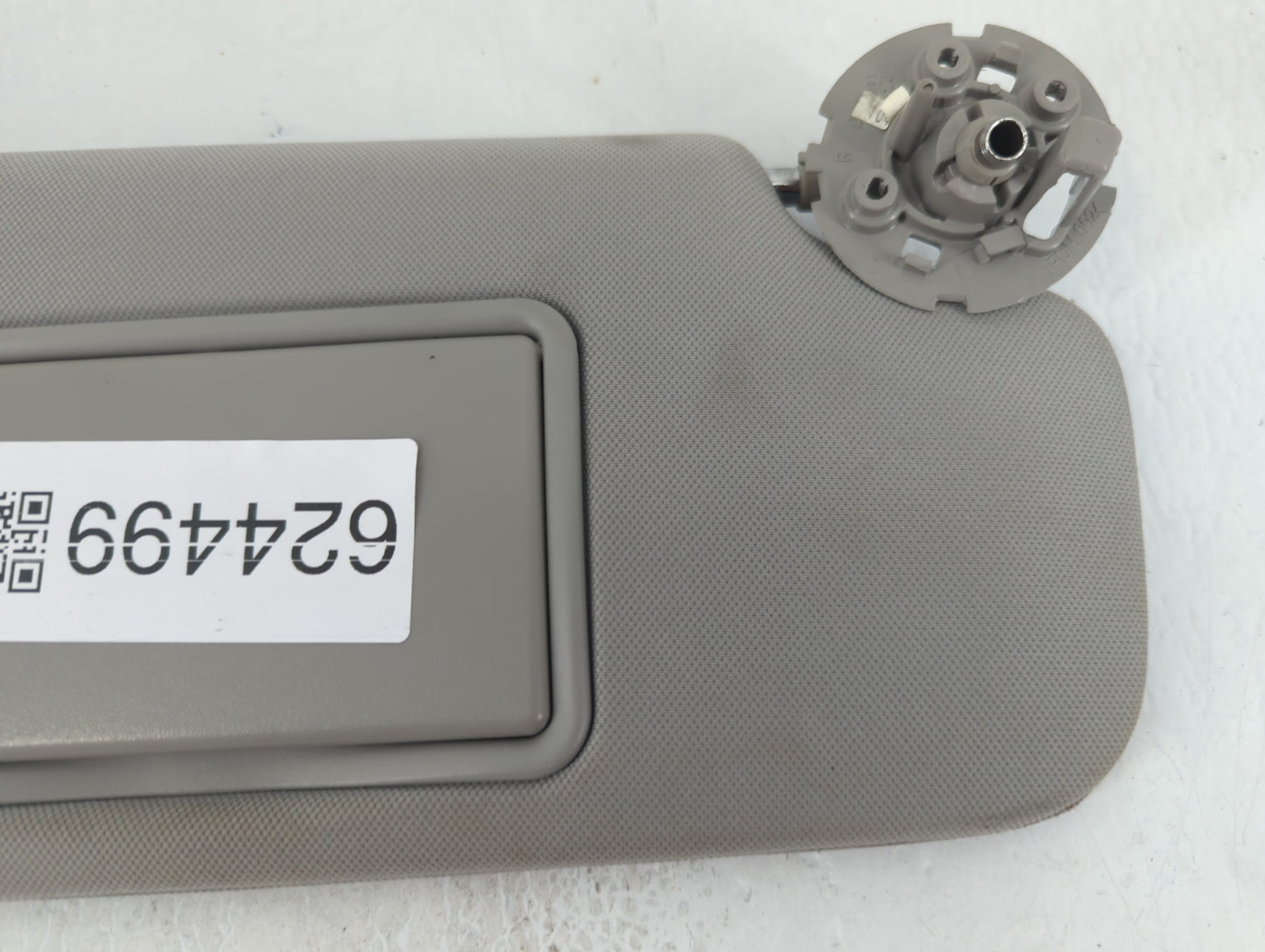 2004-2012 Chevrolet Malibu Sun Visor Shade Replacement Passenger Right Mirror Fits Fits 2004 2005 2008 2009 2010 2011 2012 O