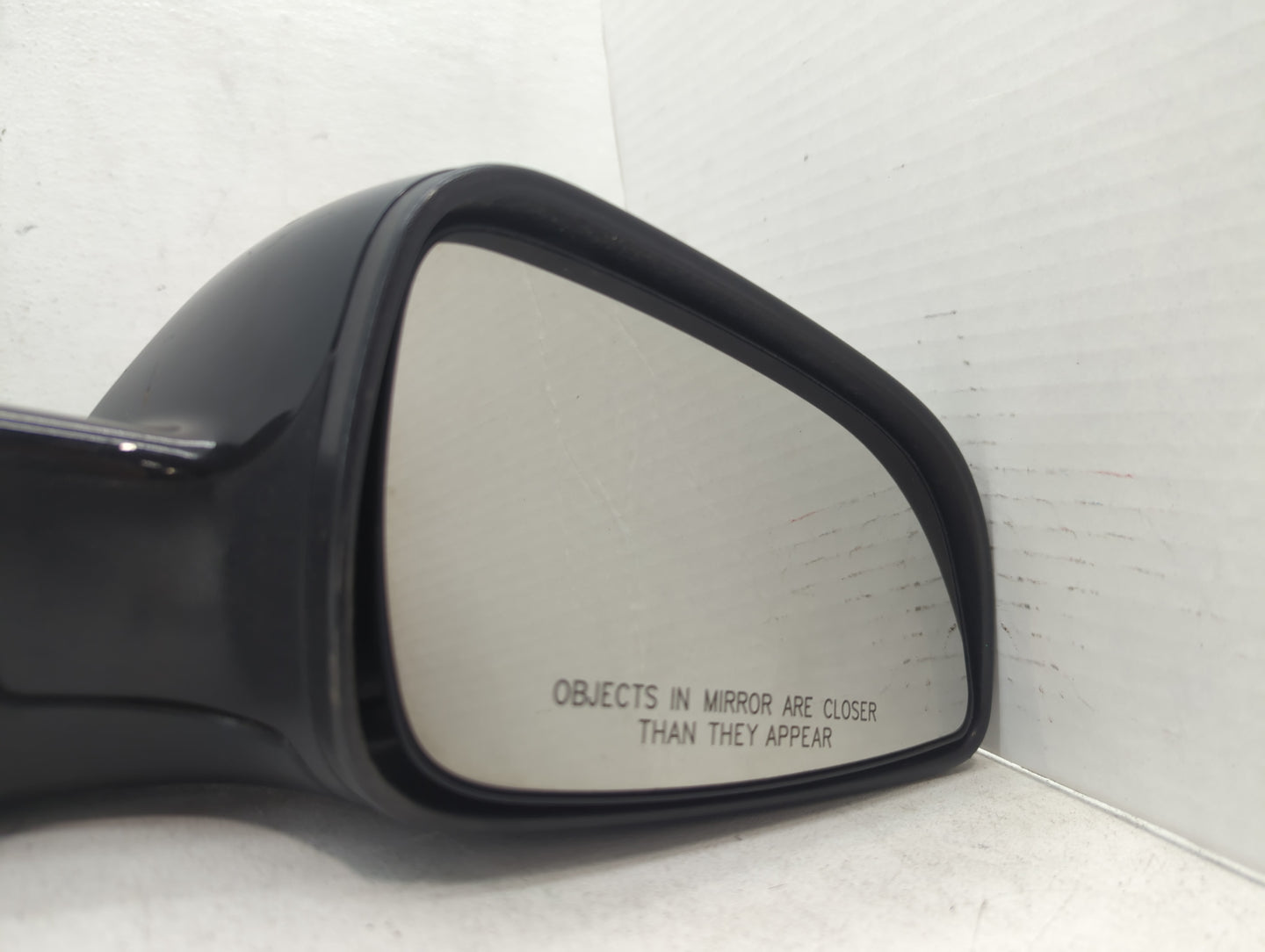 2008-2012 Chevrolet Malibu Passenger Right Side View Manual Door Mirror - Oemusedautoparts1.com