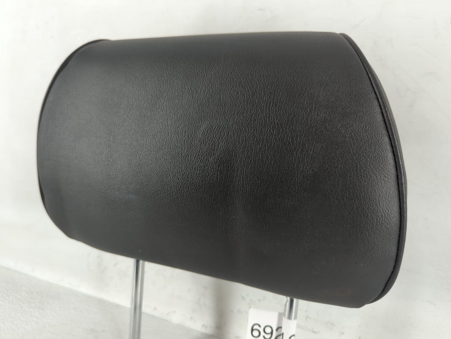 2011-2012 Chevrolet Malibu Headrest Head Rest Rear Seat Fits Fits 2011 2012 OEM Used Auto Parts - Oemusedautoparts1.com
