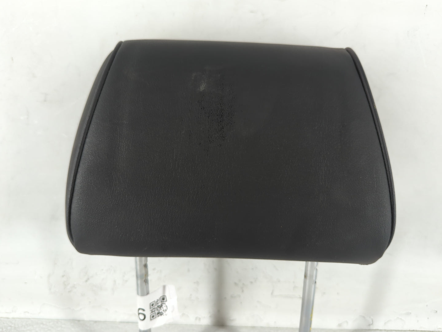 2011-2012 Chevrolet Malibu Headrest Head Rest Rear Seat Fits Fits 2011 2012 OEM Used Auto Parts - Oemusedautoparts1.com