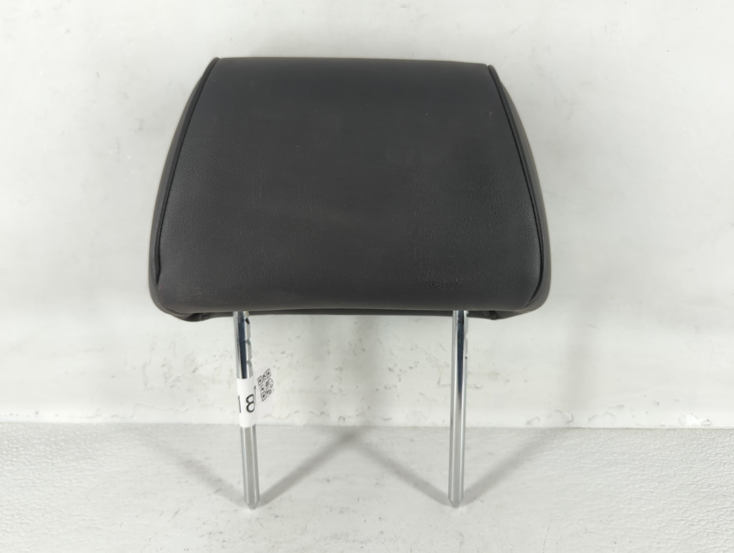 2011-2012 Chevrolet Malibu Headrest Head Rest Rear Seat Fits Fits 2011 2012 OEM Used Auto Parts - Oemusedautoparts1.com