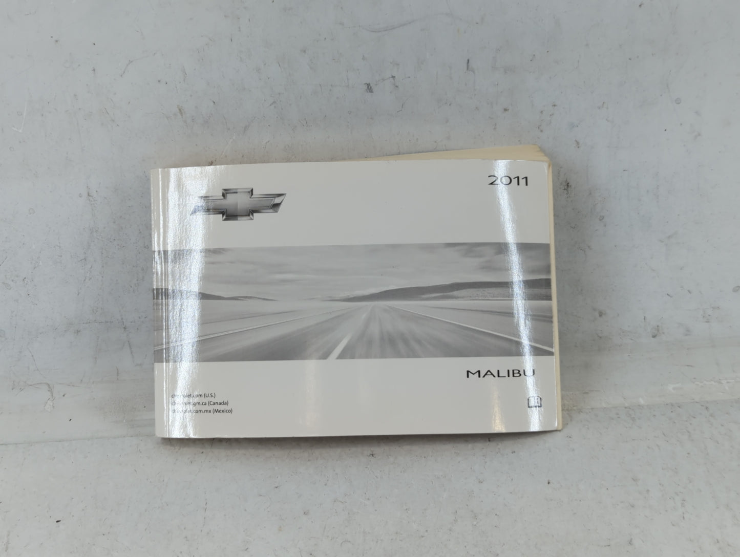 2011 Chevrolet Malibu Owners Manual Book Guide P/N:20786885 A OEM Used Auto Parts - Oemusedautoparts1.com