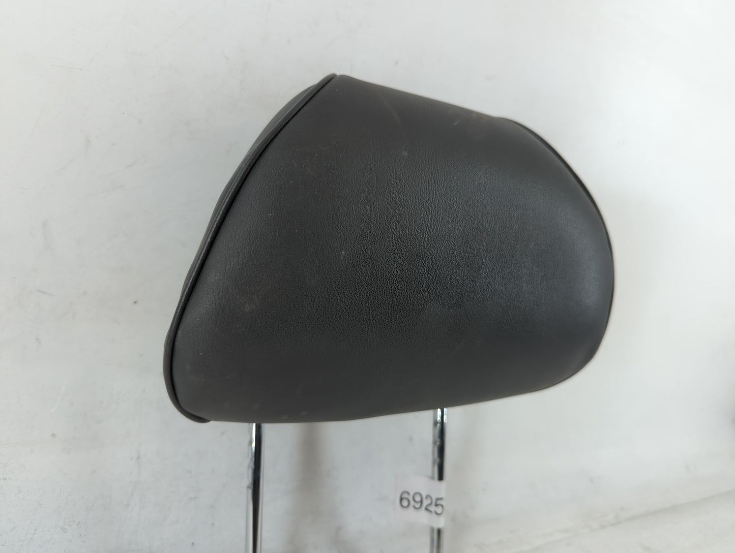 2011-2012 Chevrolet Malibu Headrest Head Rest Front Driver Passenger Seat Fits Fits 2011 2012 OEM Used Auto Parts - Oemuseda