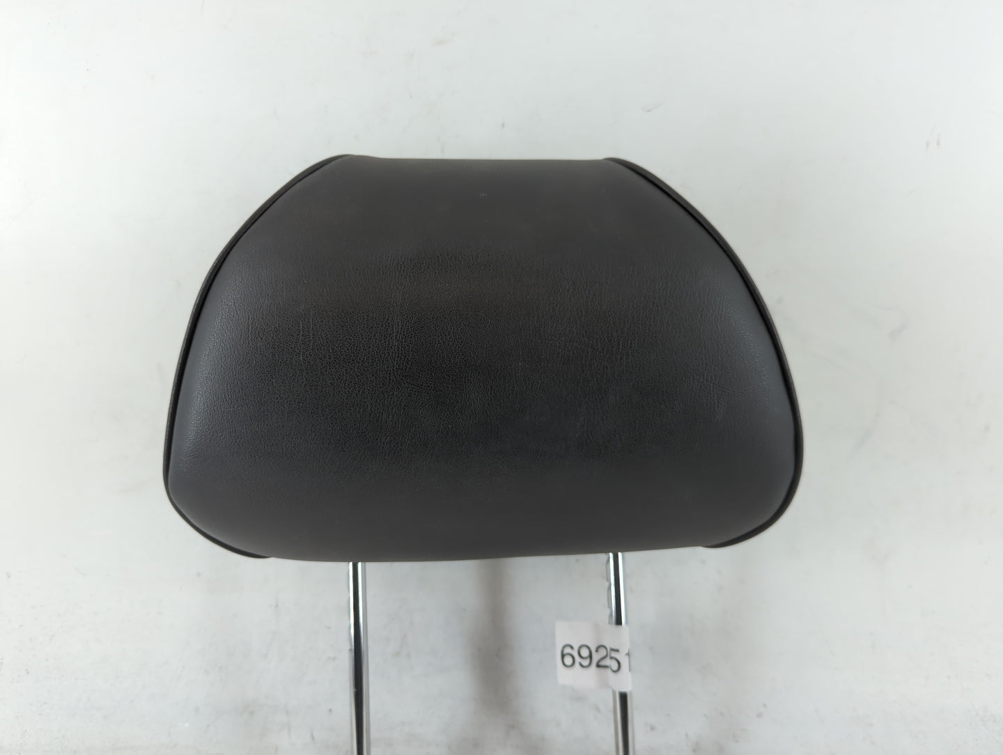 2011-2012 Chevrolet Malibu Headrest Head Rest Front Driver Passenger Seat Fits Fits 2011 2012 OEM Used Auto Parts - Oemuseda