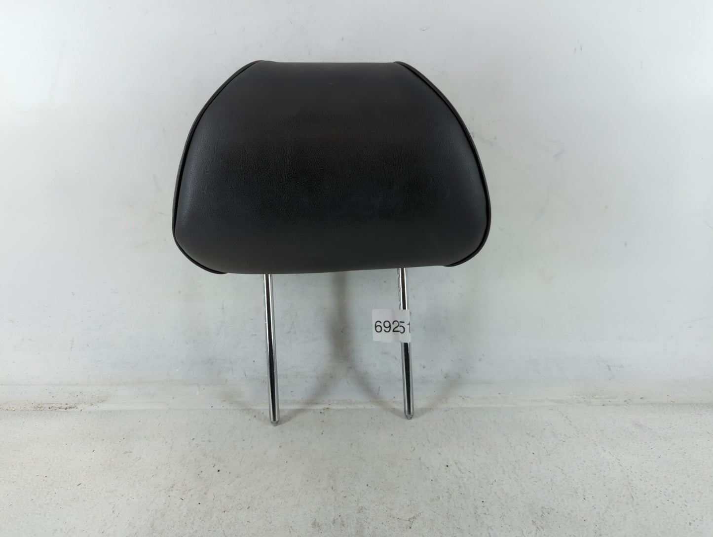 2011-2012 Chevrolet Malibu Headrest Head Rest Front Driver Passenger Seat Fits Fits 2011 2012 OEM Used Auto Parts - Oemuseda