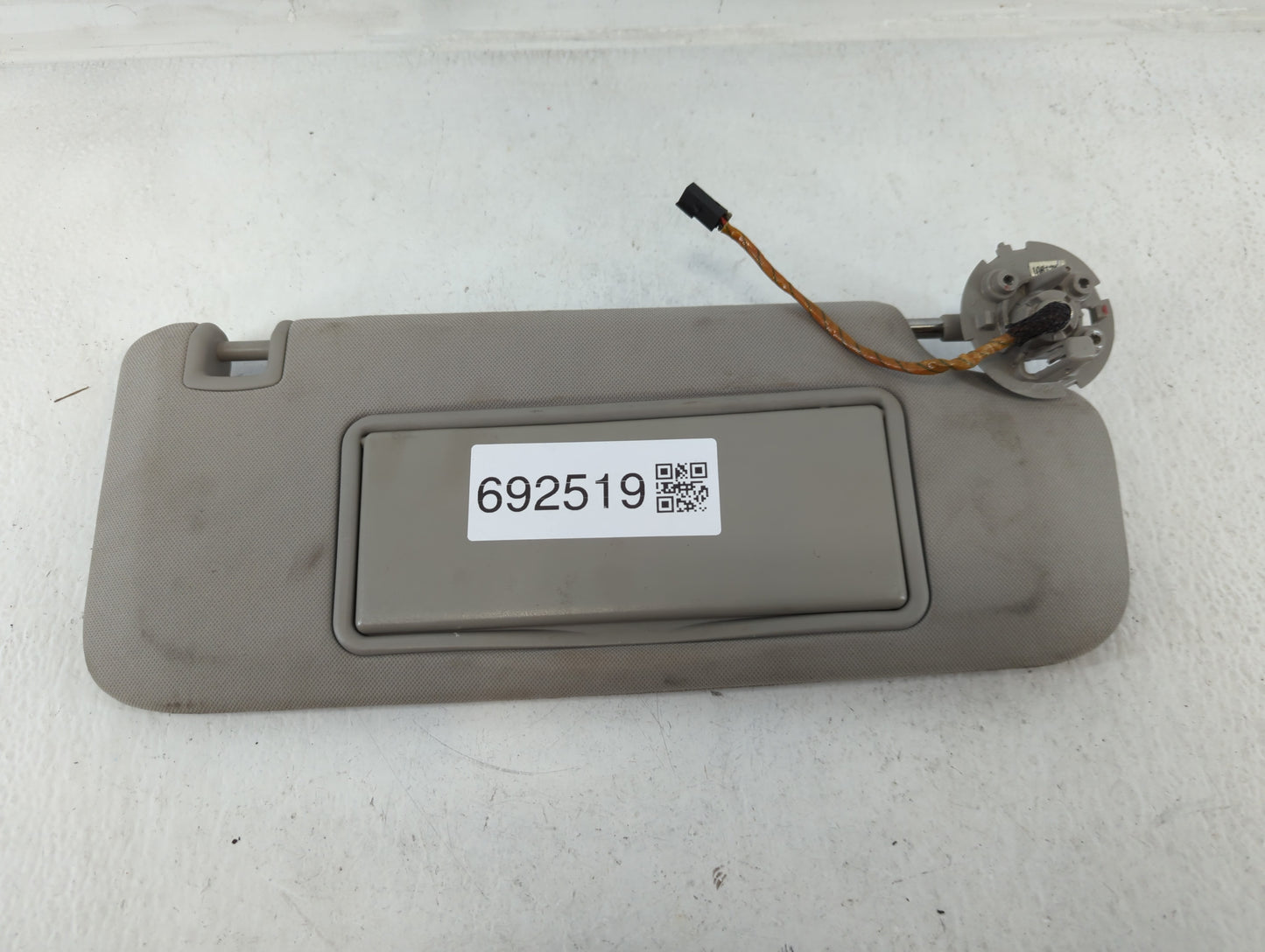 2004-2012 Chevrolet Malibu Sun Visor Shade Replacement Passenger Right Mirror Fits Fits 2004 2005 2008 2009 2010 2011 2012 O