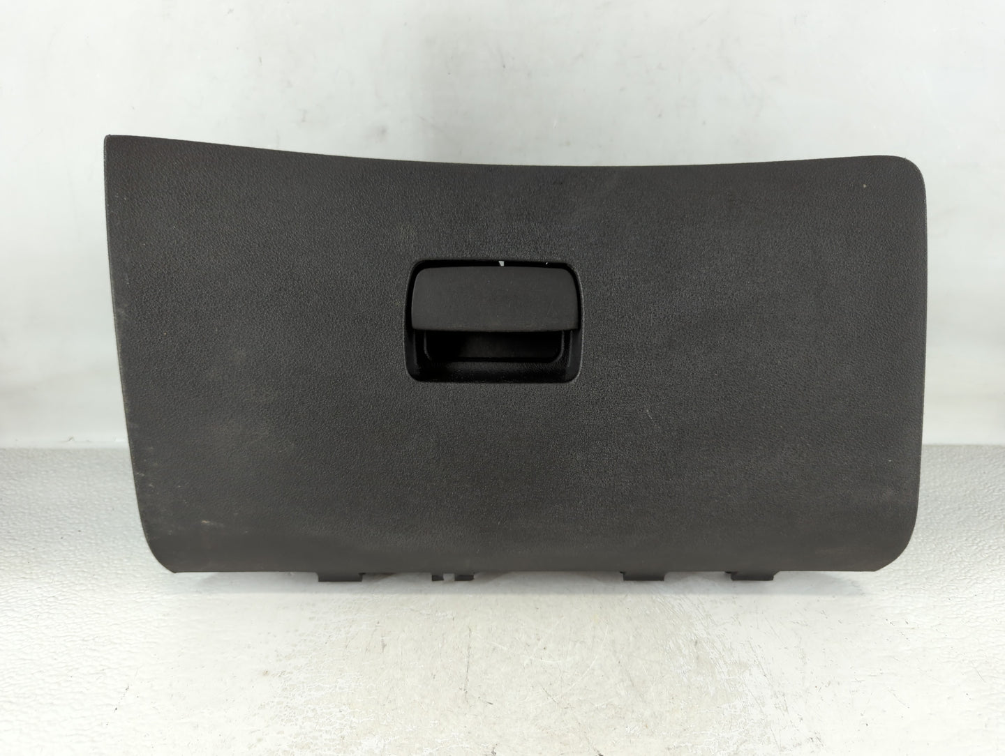 2011 Chevrolet Malibu Passenger Glove Box Door Storage Compartment 693954 - Oemusedautoparts1.com
