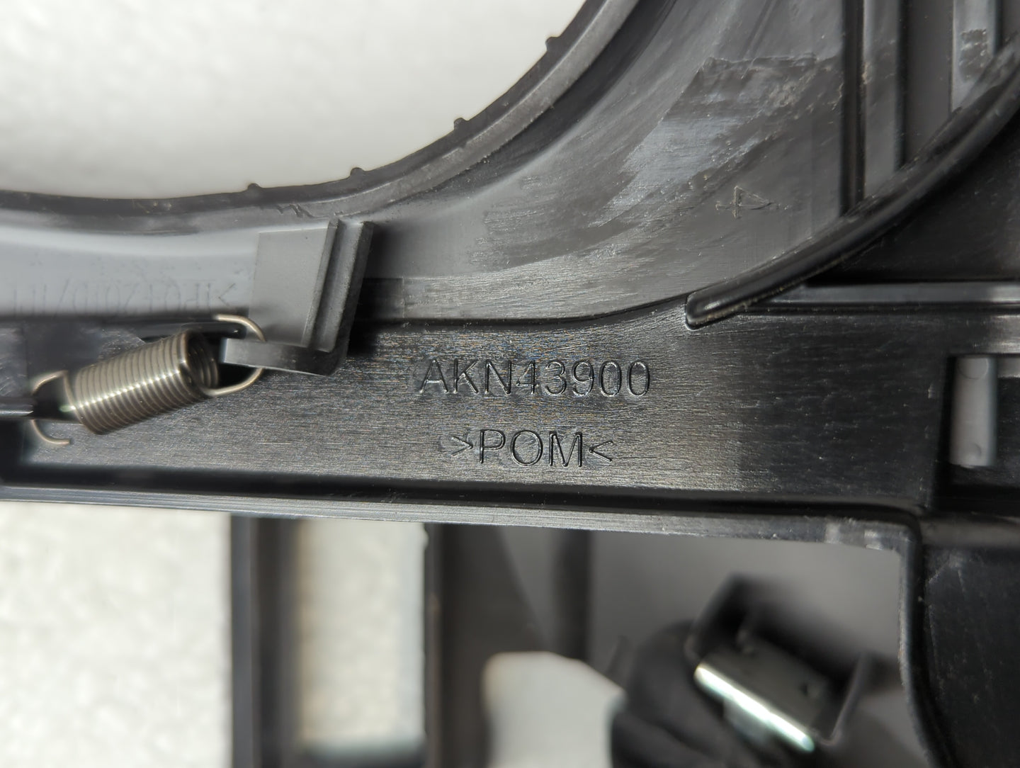 2011 Chevrolet Malibu Instrument Cluster Bezel 693957 - Oemusedautoparts1.com