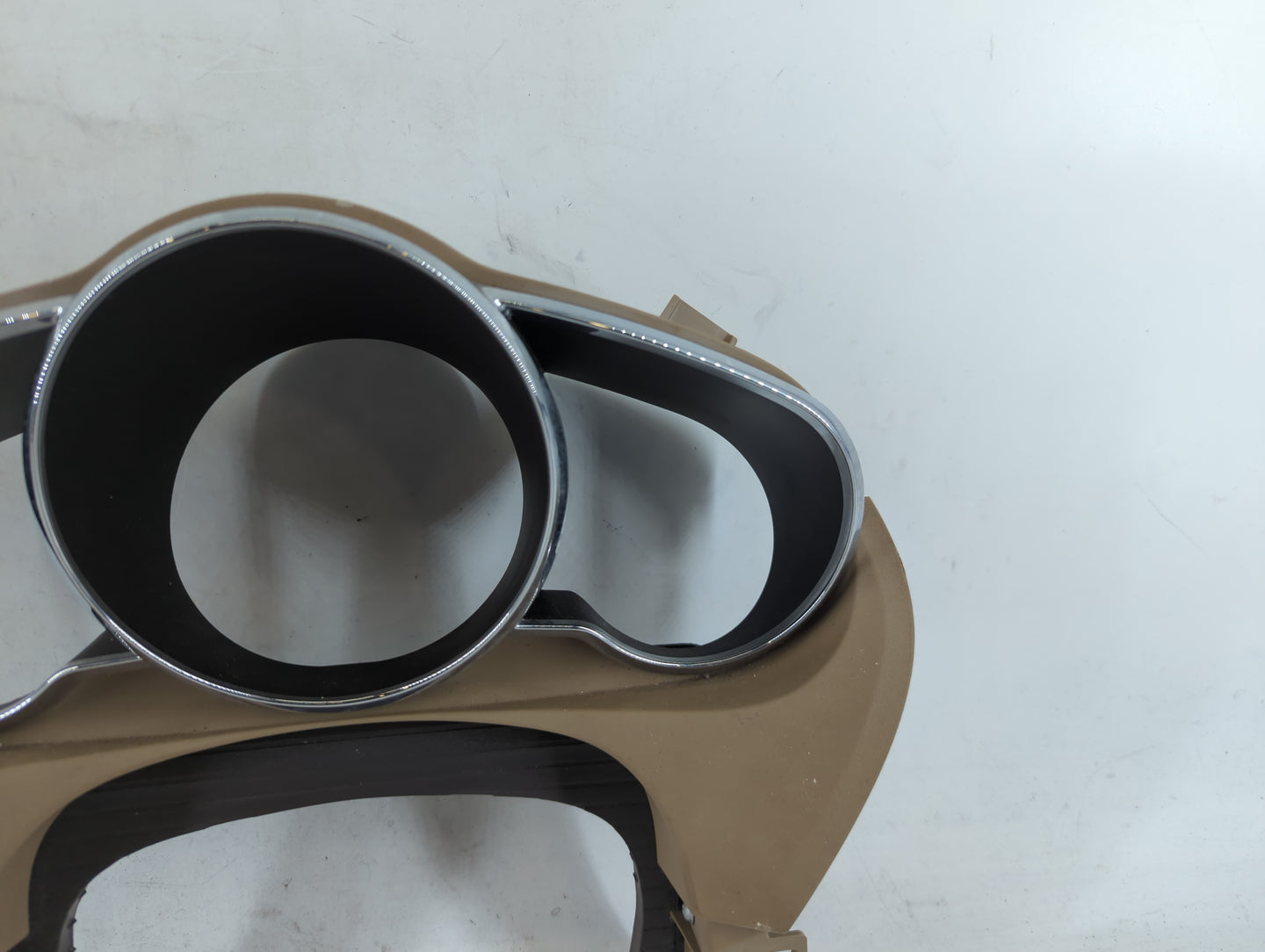 2011 Chevrolet Malibu Instrument Cluster Bezel - Oemusedautoparts1.com