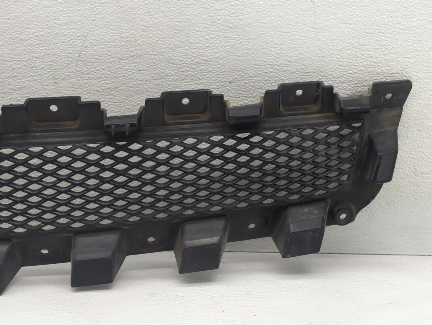 2008-2012 Chevrolet Malibu Front Bumper Grille Cover - Oemusedautoparts1.com