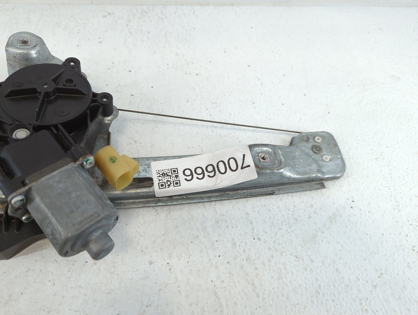 2008-2012 Chevrolet Malibu Driver Left Rear Window Regulator - Oemusedautoparts1.com