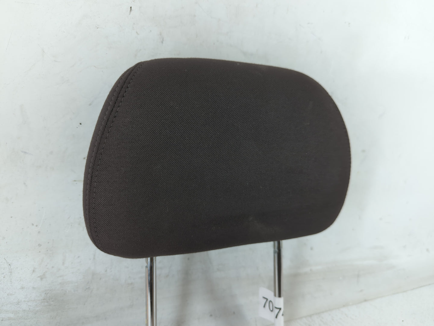 2011-2012 Chevrolet Malibu Headrest Head Rest Front Driver Passenger Seat - Oemusedautoparts1.com