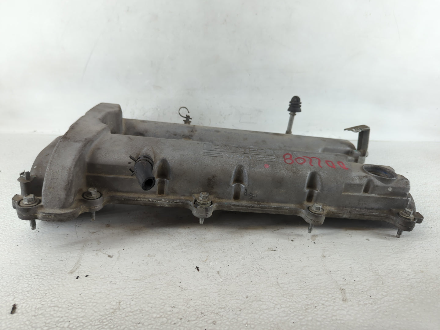 2011 Chevrolet Malibu Driver Left Cylinder Head Valve Cover P/N:T105180115 Fits OEM Used Auto Parts - Oemusedautoparts1.com