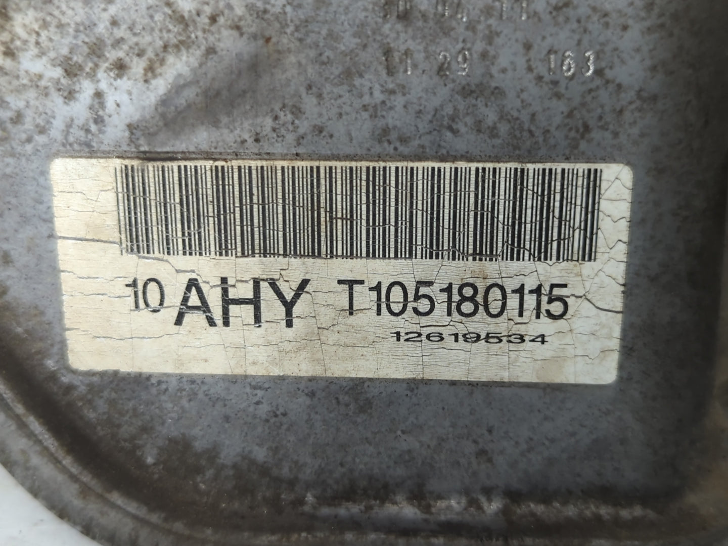 2011 Chevrolet Malibu Driver Left Cylinder Head Valve Cover P/N:T105180115 Fits OEM Used Auto Parts - Oemusedautoparts1.com