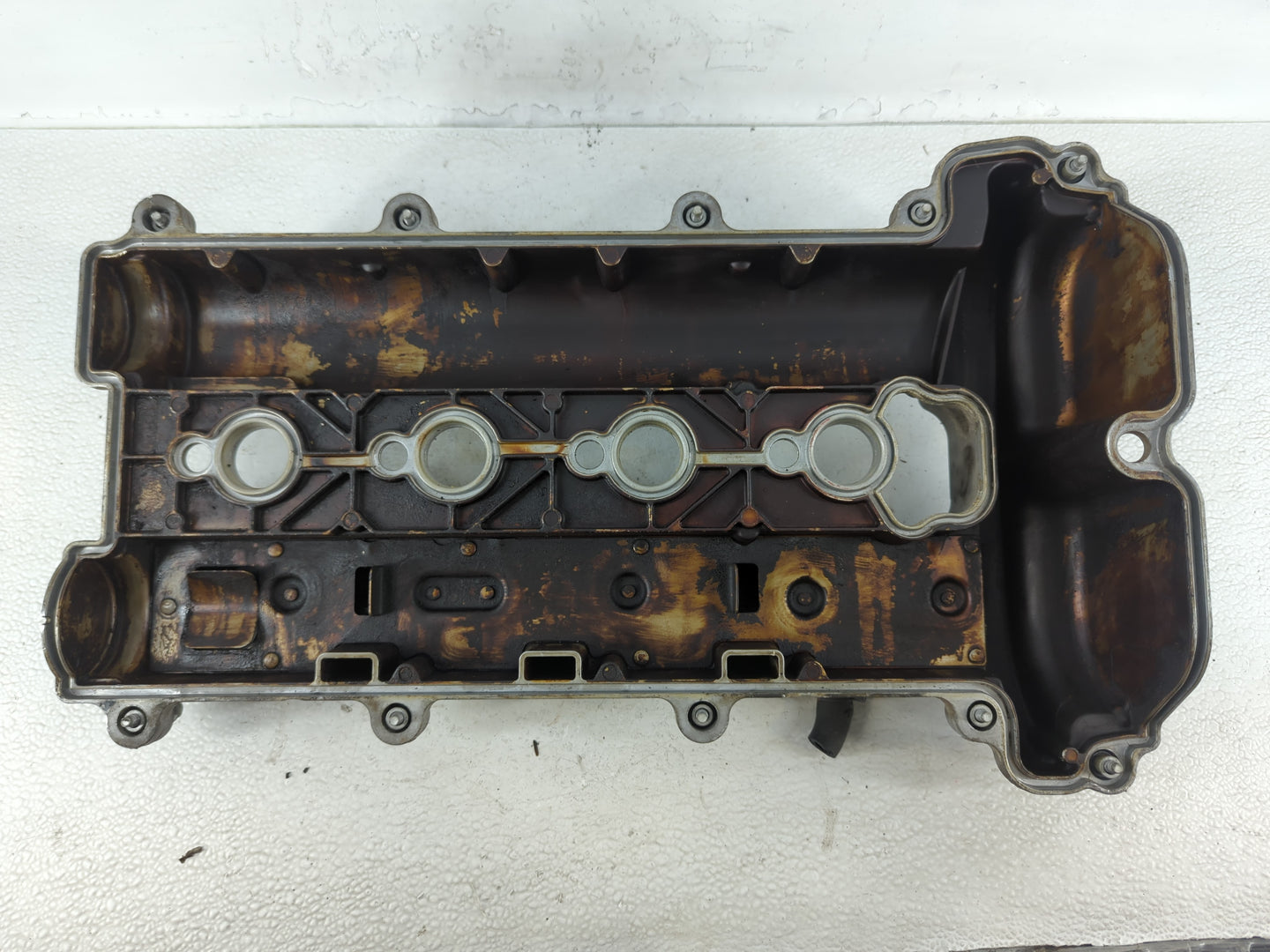2011 Chevrolet Malibu Driver Left Cylinder Head Valve Cover P/N:T105180115 Fits OEM Used Auto Parts - Oemusedautoparts1.com