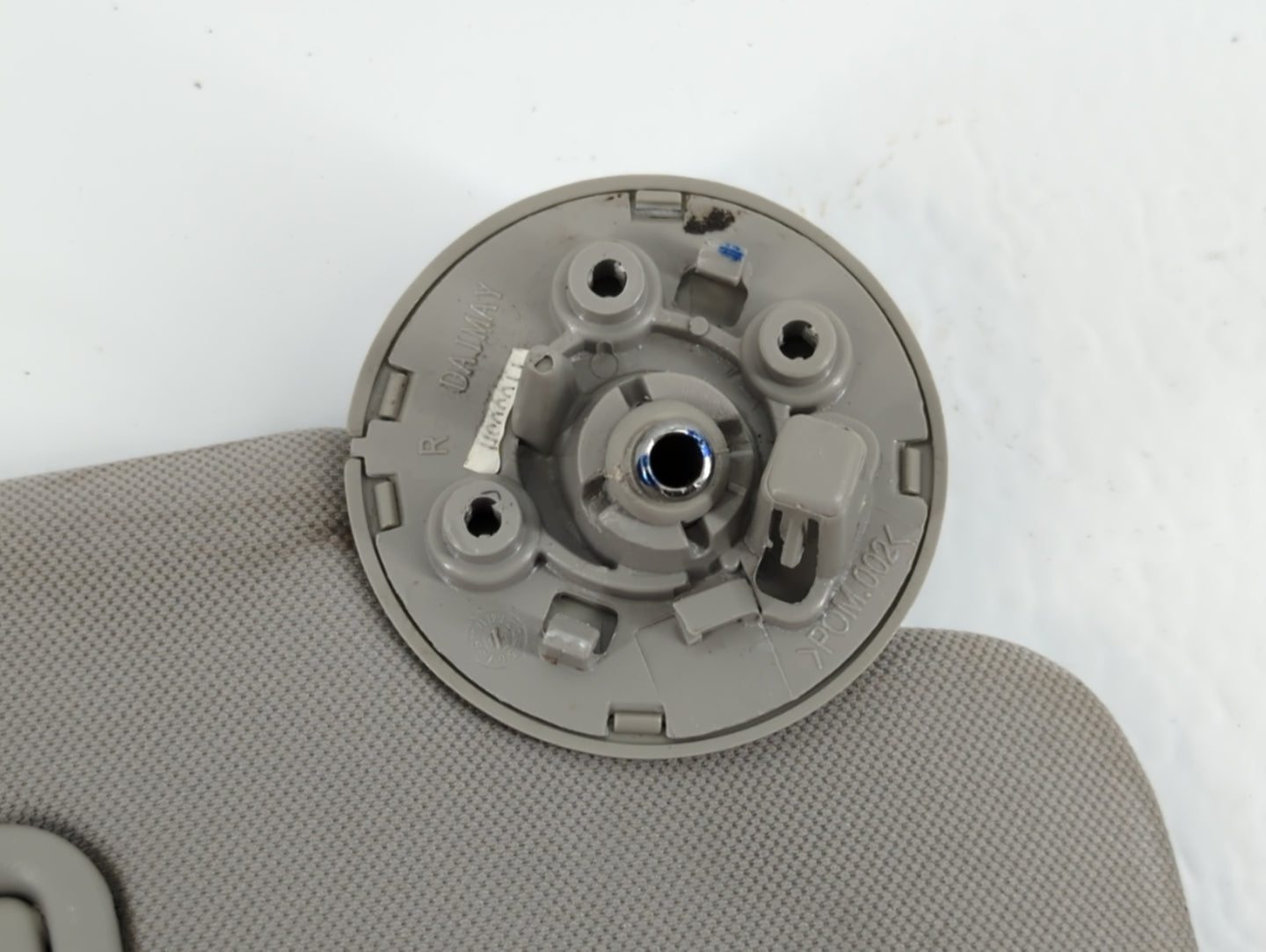 2004-2012 Chevrolet Malibu Sun Visor Shade Replacement Driver Left Mirror Fits Fits 2004 2005 2008 2009 2010 2011 2012 OEM U