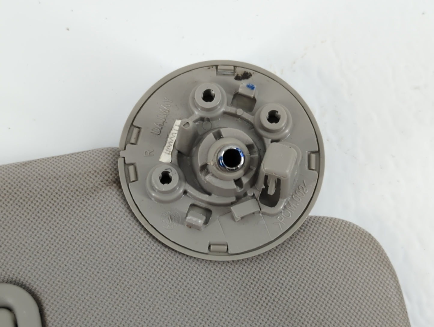 2004-2012 Chevrolet Malibu Sun Visor Shade Replacement Driver Left Mirror Fits Fits 2004 2005 2008 2009 2010 2011 2012 OEM U