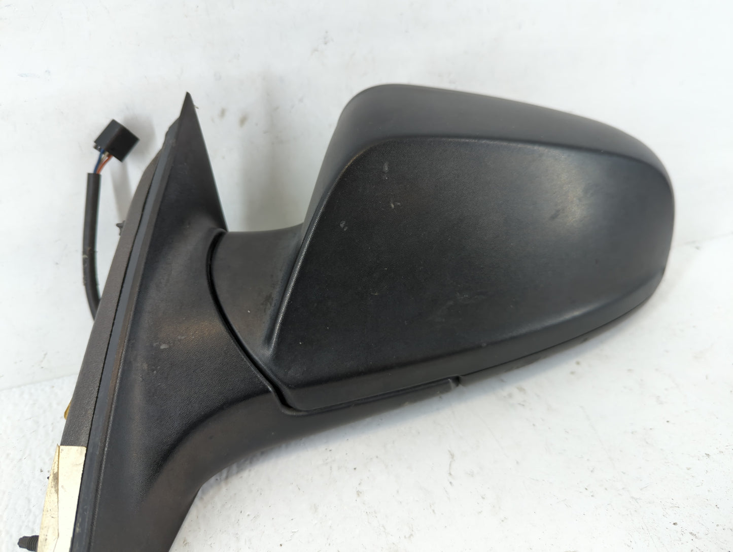 2008-2012 Chevrolet Malibu Driver Left Side View Manual Door Mirror Black - Oemusedautoparts1.com