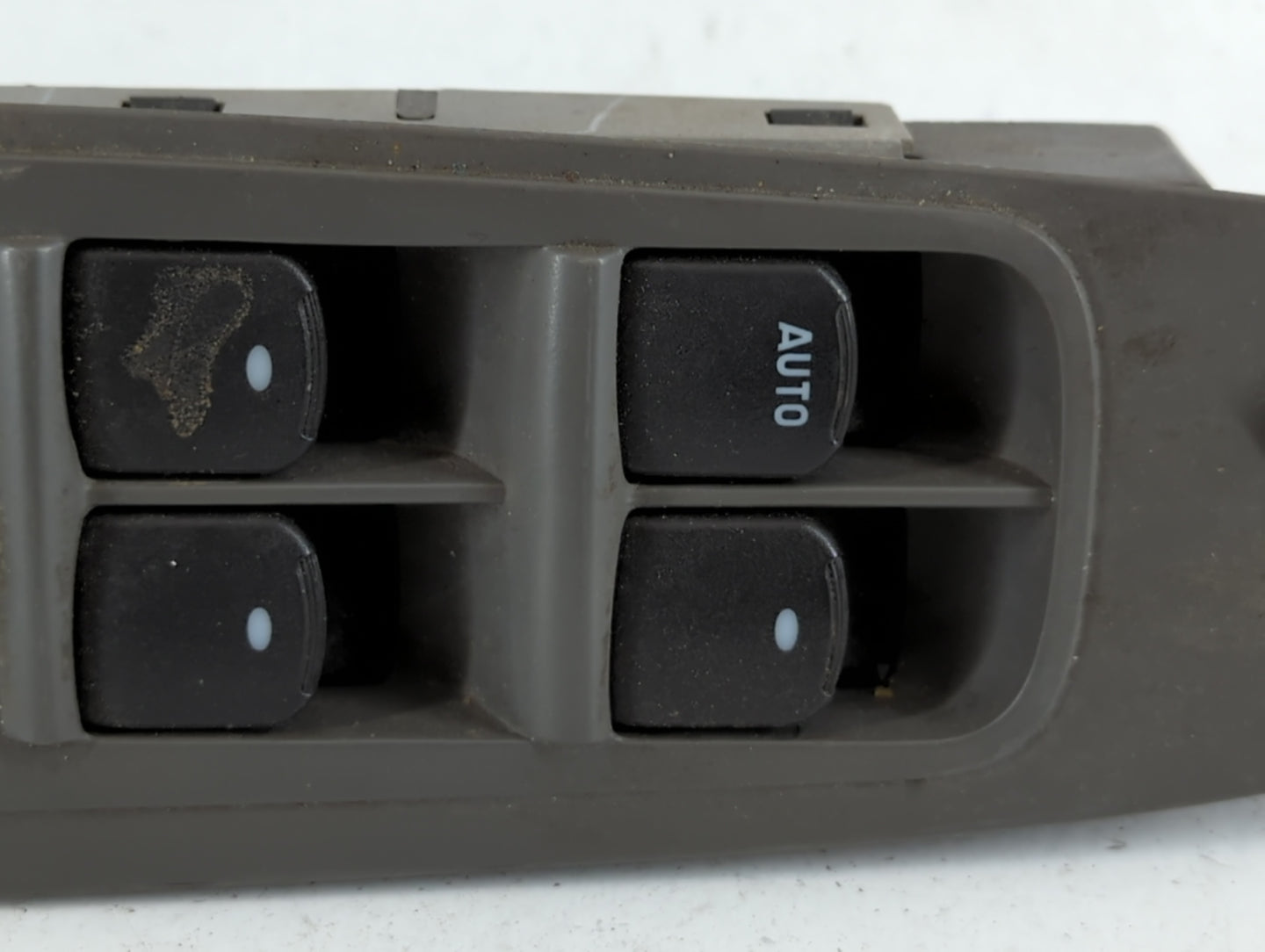 2010-2011 Chevrolet Malibu Master Power Window Switch Replacement Driver Side Left P/N:1361 A1 20807220 Fits Fits 2010 2011 