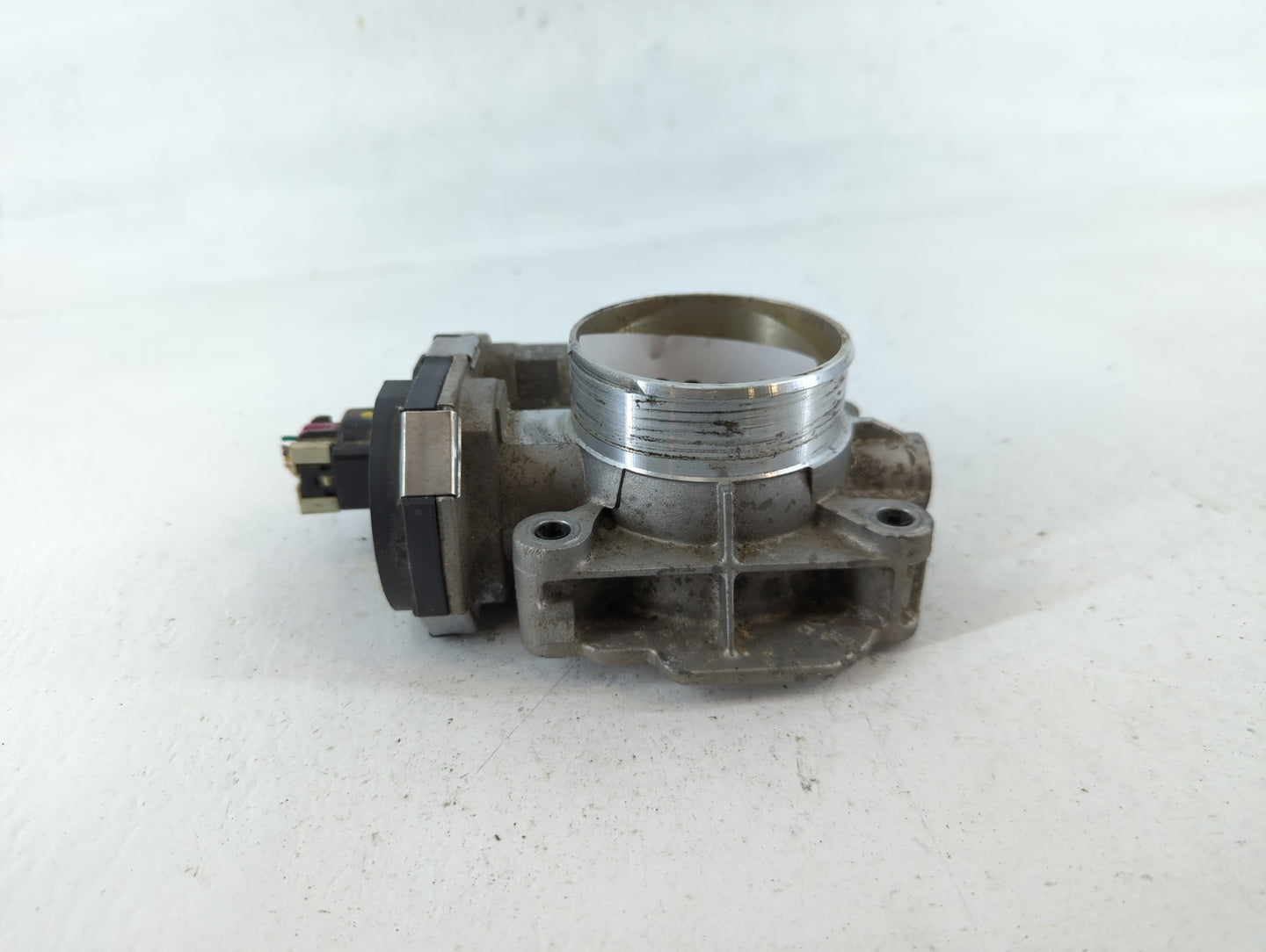 2008-2012 Chevrolet Malibu Throttle Body P/N:AA186AA1376C Fits Fits 2007 2008 2009 2010 2011 2012 OEM Used Auto Parts - Oemu