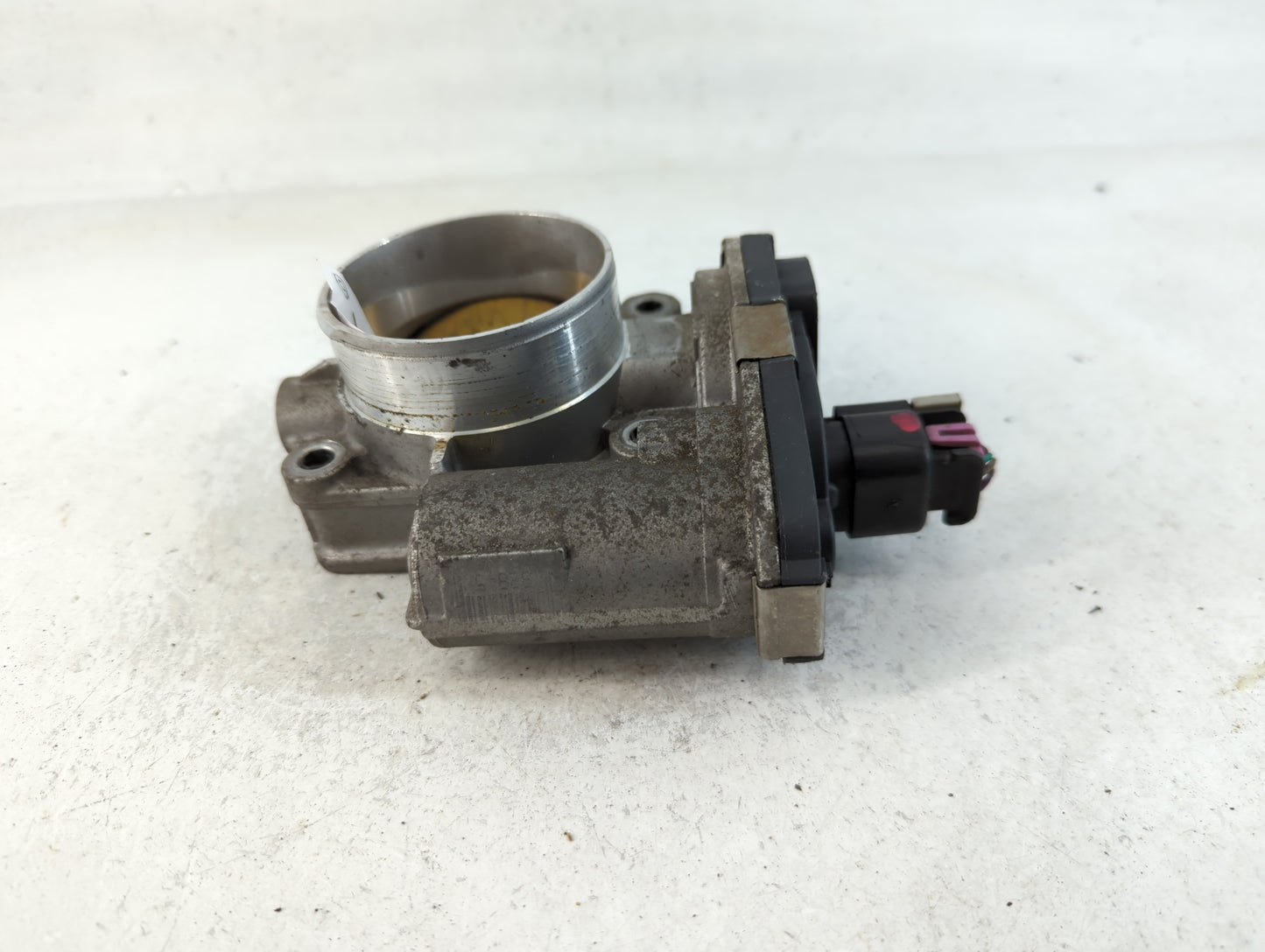 2008-2012 Chevrolet Malibu Throttle Body P/N:AA186AA2845 Fits Fits 2007 2008 2009 2010 2011 2012 OEM Used Auto Parts - Oemus