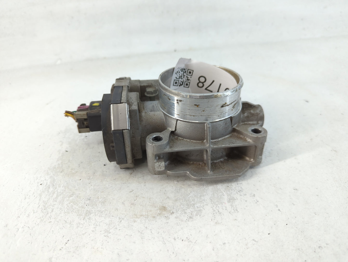 2008-2012 Chevrolet Malibu Throttle Body P/N:AA186AA9920C Fits Fits 2007 2008 2009 2010 2011 2012 OEM Used Auto Parts - Oemu