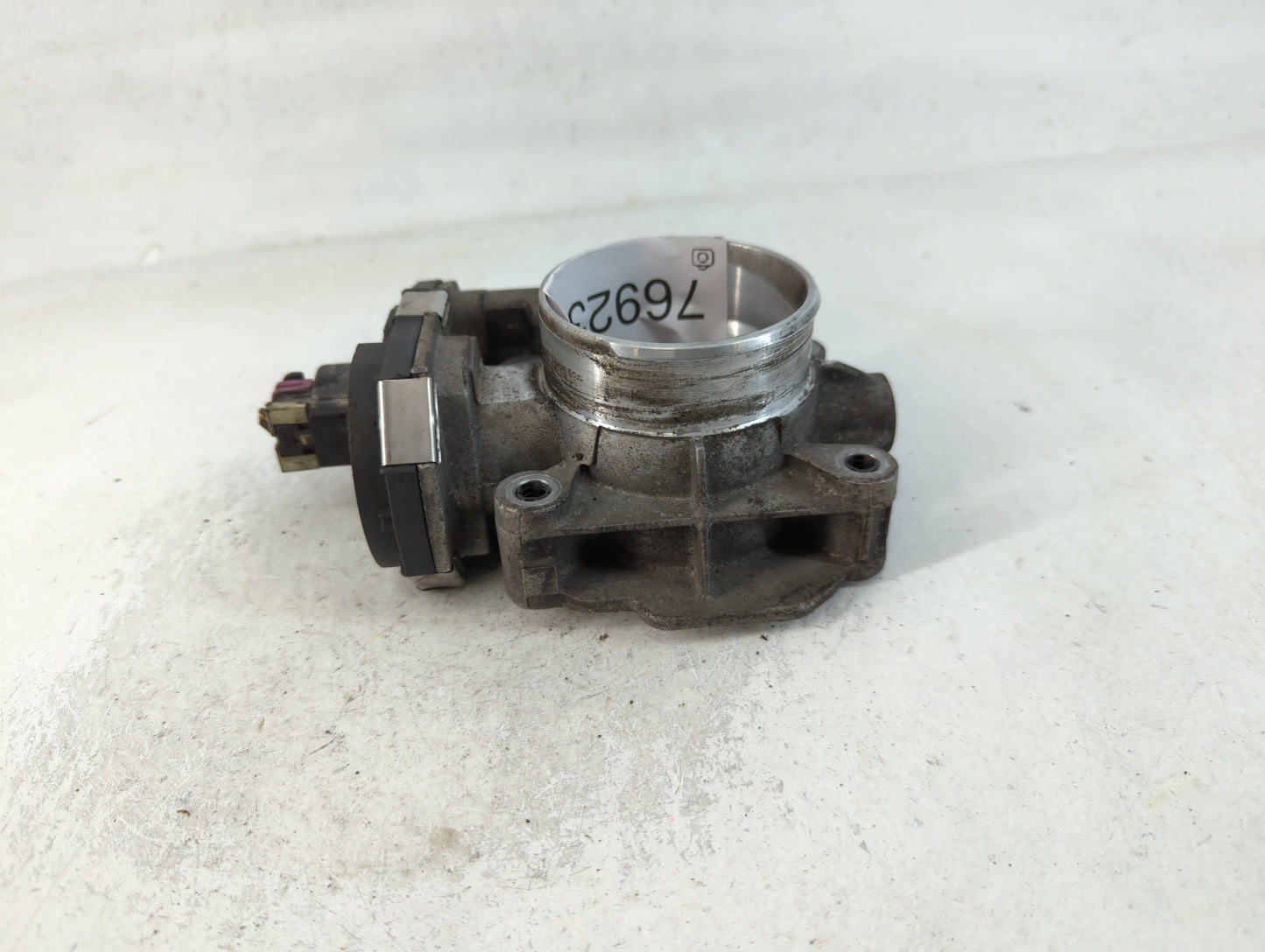 2008-2012 Chevrolet Malibu Throttle Body P/N:AA186AA2227 Fits Fits 2007 2008 2009 2010 2011 2012 OEM Used Auto Parts - Oemus