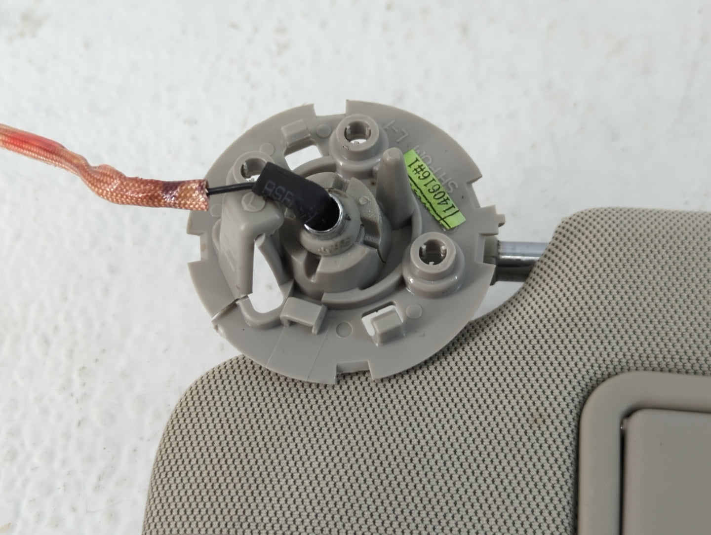 2004-2012 Chevrolet Malibu Sun Visor Shade Replacement Driver Left Mirror Fits Fits 2004 2005 2008 2009 2010 2011 2012 OEM U