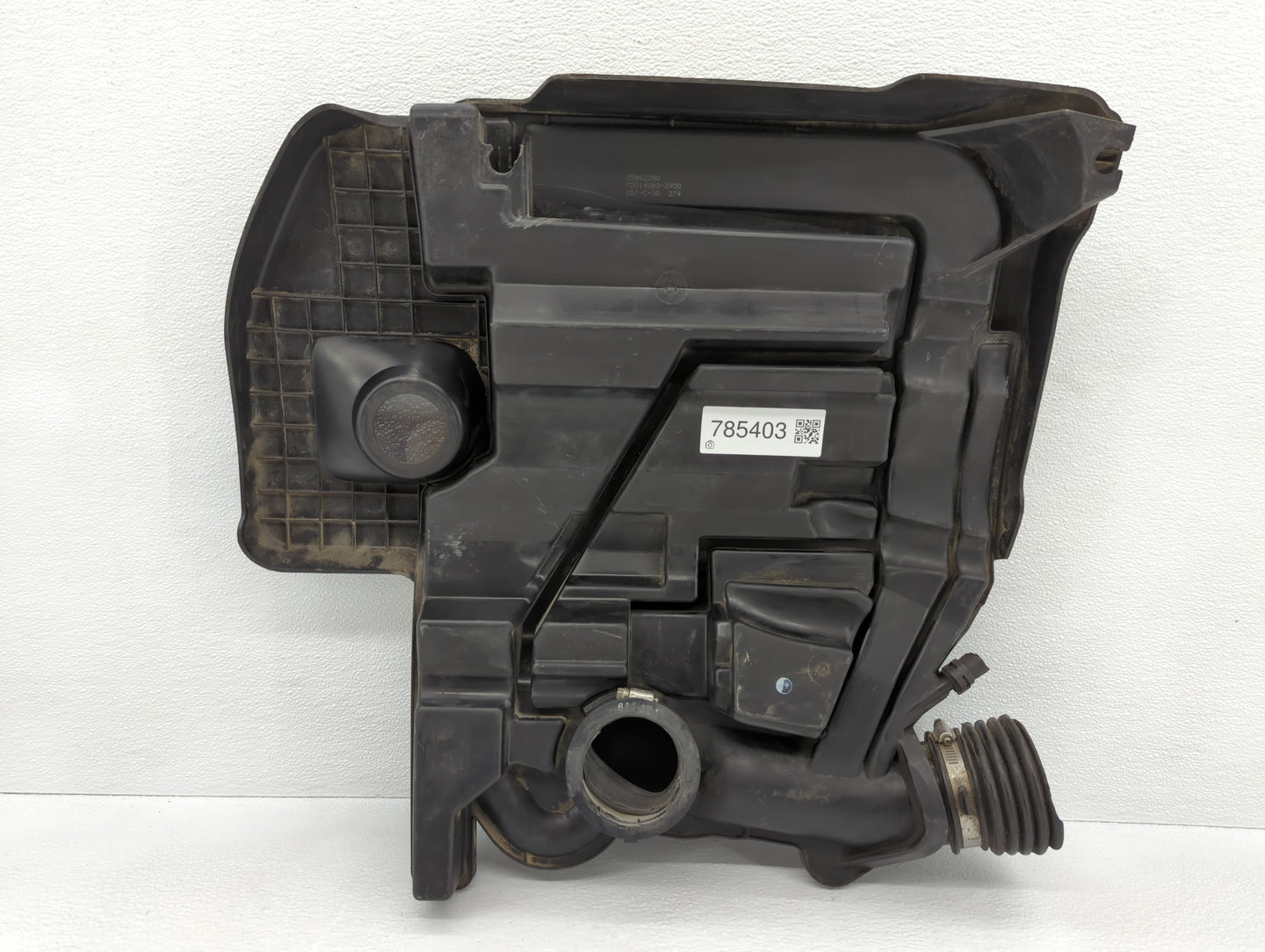 2011 Chevrolet Malibu Engine Cover - Oemusedautoparts1.com