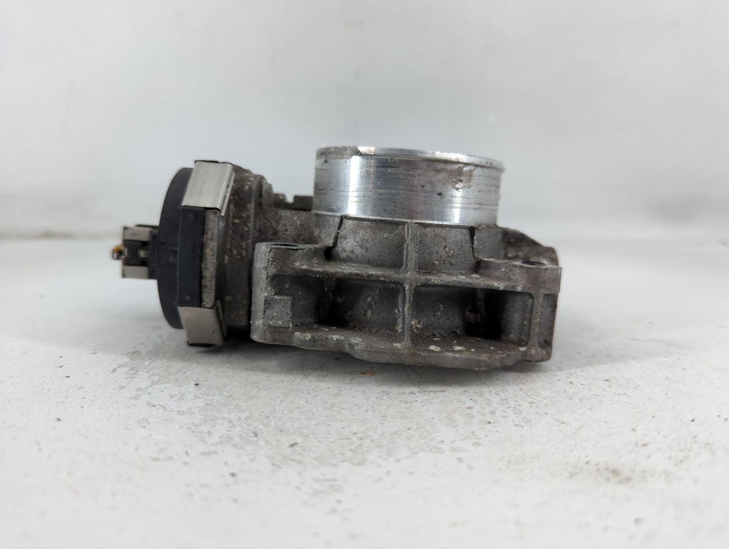 2008-2012 Chevrolet Malibu Throttle Body P/N:186AA2001C Fits Fits 2007 2008 2009 2010 2011 2012 OEM Used Auto Parts - Oemuse